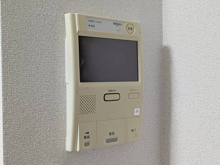 その他 誰が来てもわかる様にモニター付きインターホンを設置。