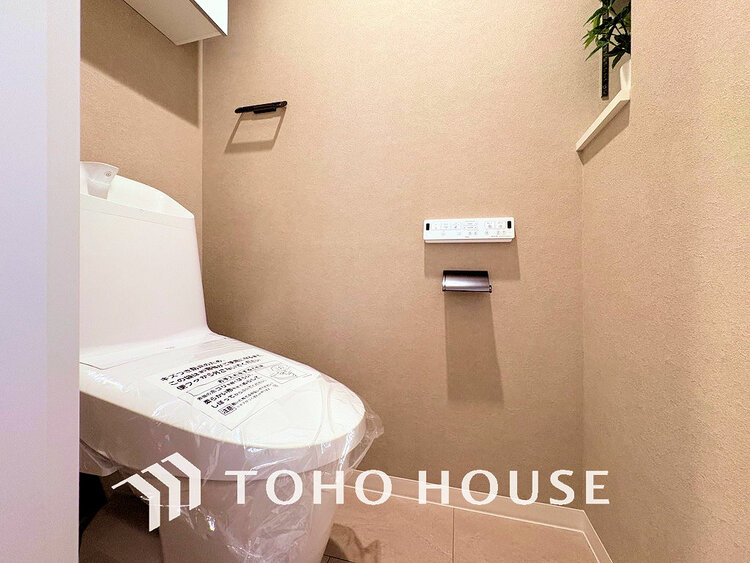 トイレ トイレには快適な温水洗浄便座付