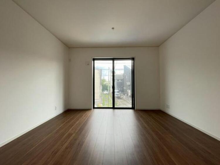 居間 【2025年8月撮影】