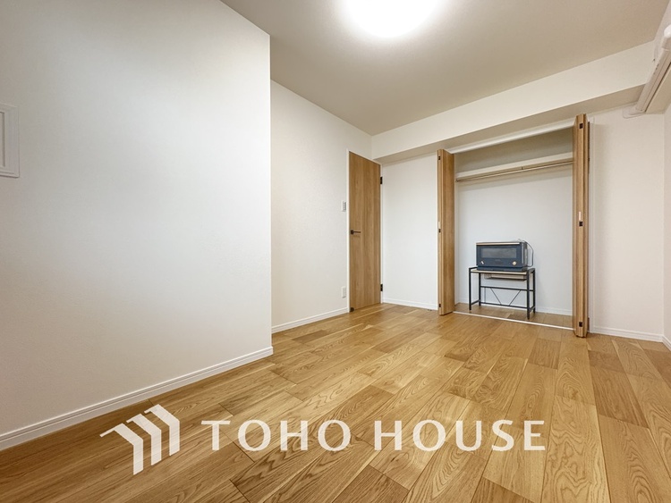 内装 1日の疲れを癒し、心地よく寛げるようゆったりとした広さをしています