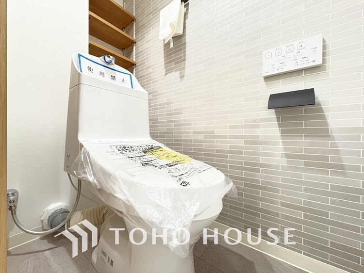 トイレ トイレには快適な温水洗浄便座付