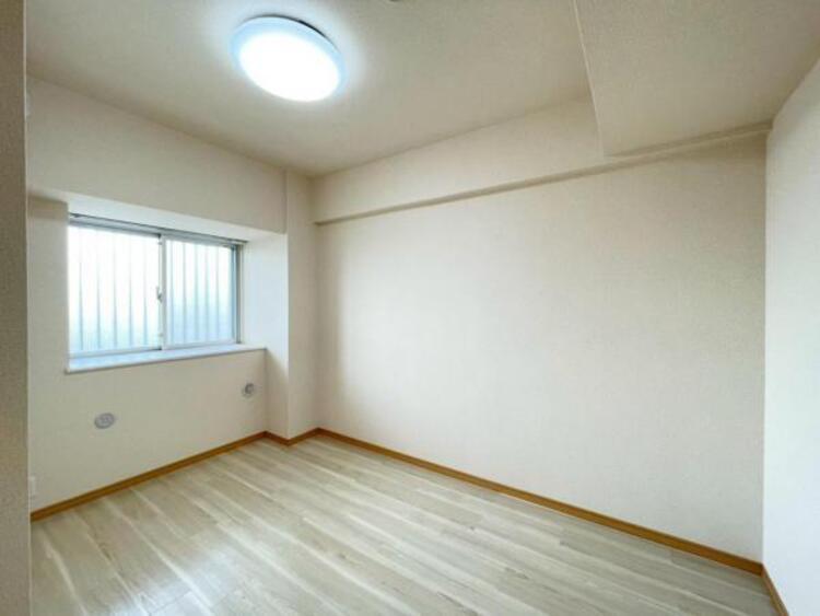 内装 白を基調とした明るいお部屋がご家族の暮らしを包み込みます 