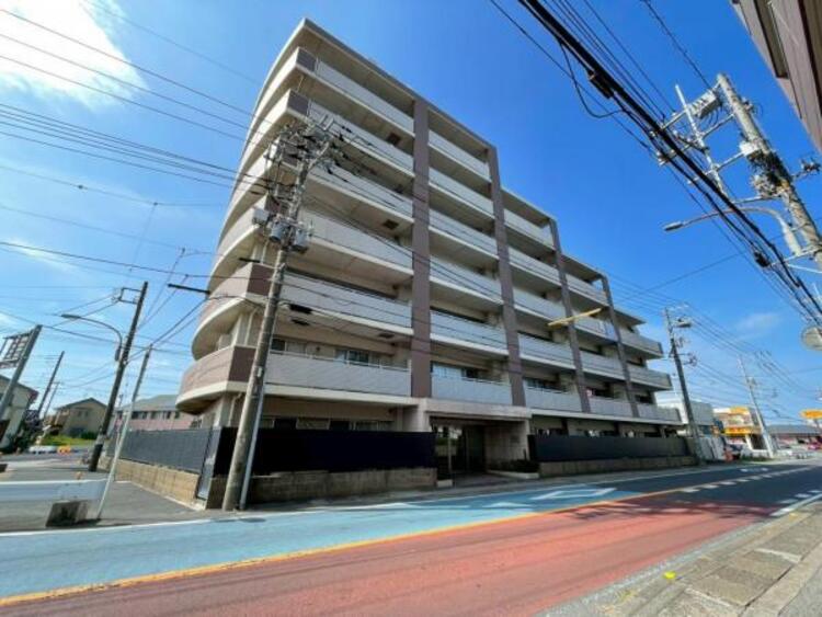 外観 南東向き陽当たり良好！ペット可のオートロックマンションです！