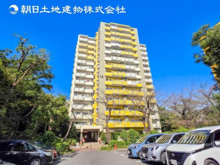 外観 【外観・立地】表現された空間はたくさんの光を浴び、風を感じ、暮らしを豊かにしてくれます。家族の思い出を刻んでいきます。