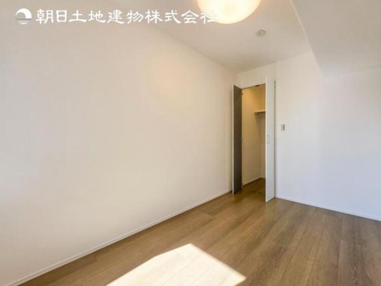 収納 【収納】子供部屋にも寝室にも、便利な全居室収納スペース付ですので、各部屋の荷物がすっきりまとまります。