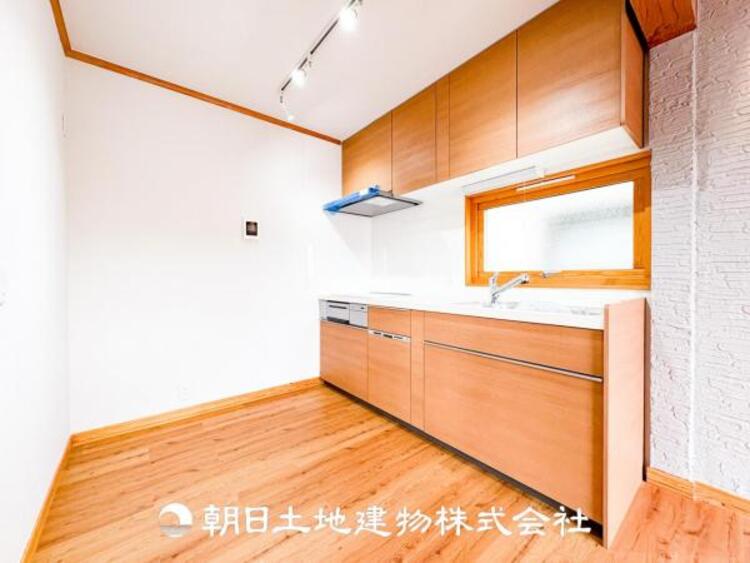 キッチン 快適な日常を支える機能性と強さがひとつになった自慢のキッチンです。