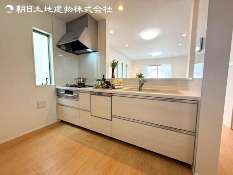 キッチン すぐのご見学予約や資料請求などお気軽にお問い合わせください