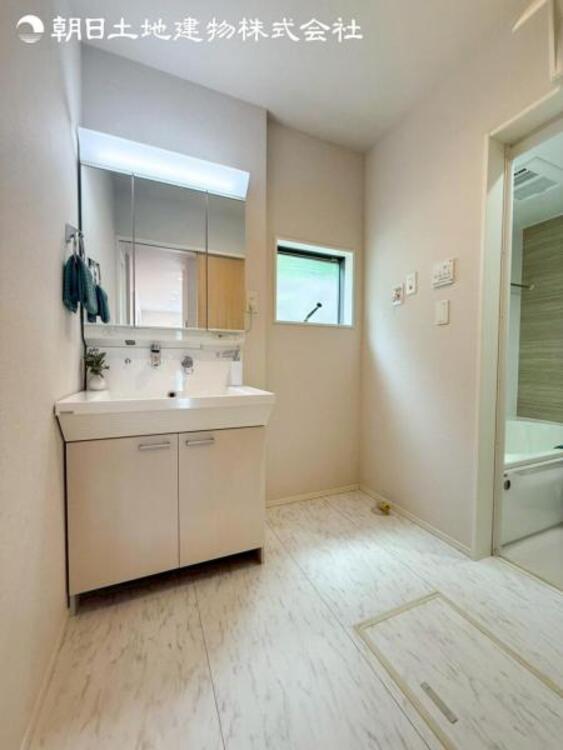 洗面 すぐのご見学予約や資料請求などお気軽にお問い合わせください