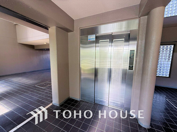 その他 エレベーター