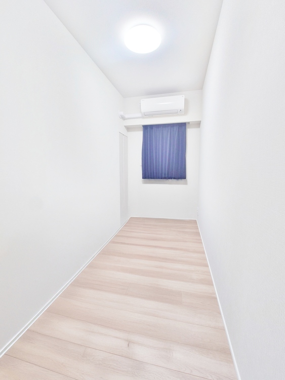 内装 ◆隠された美しさ◆流麗な音楽が流れているような繊細でいながら整然かつ堅牢なこの空間。この空間は確かに美しい。しかし、そこには美しさ以上のものが隠されている。