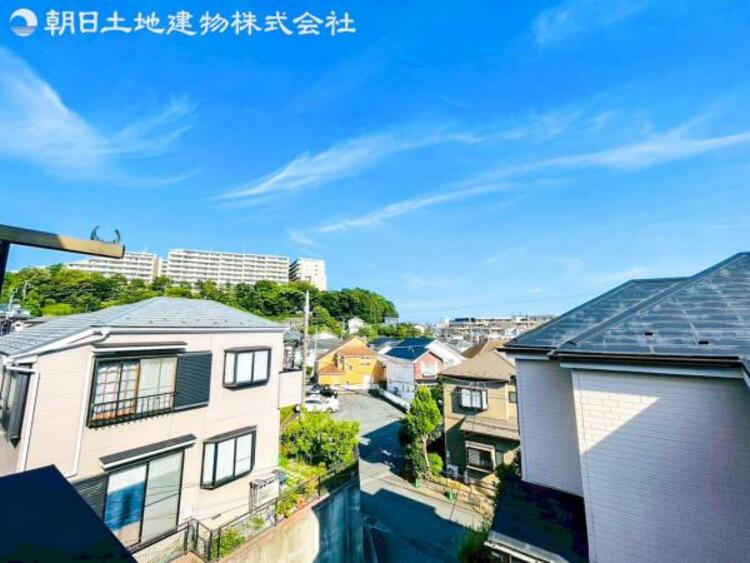 その他 太陽の光と爽やかな風でお洗濯物は気持ちいいです。 