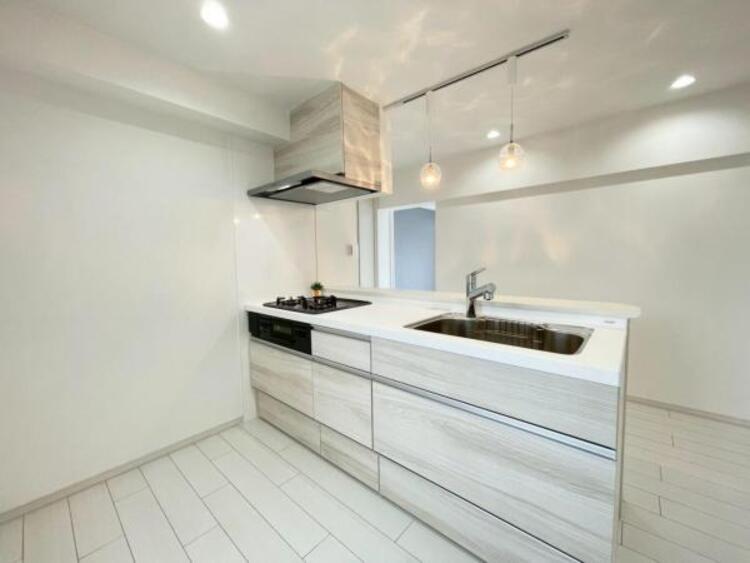 キッチン 開放的なフルオープンキッチン！調理スペースにゆとりのあるシステムキッチンです！