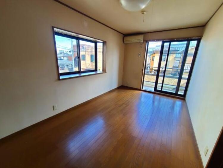 内装 シンプルな内装なので埃や汚れがたまりにくく、お掃除がしやすいです。