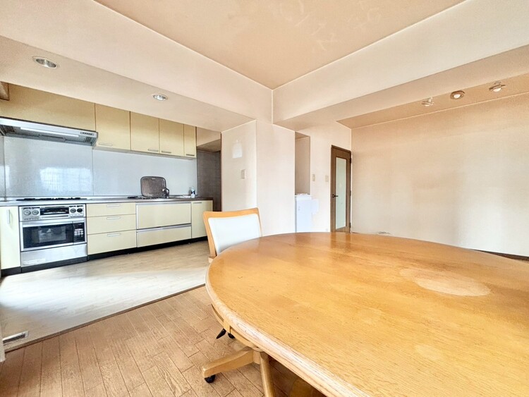 居間 「空間が織り成すひとつ先の住み心地」を演出します。