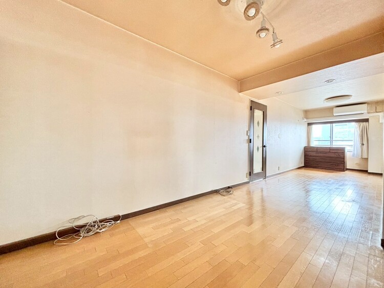 居間 過ごす時間が、たくさんの思い出として紡がれていく場所。