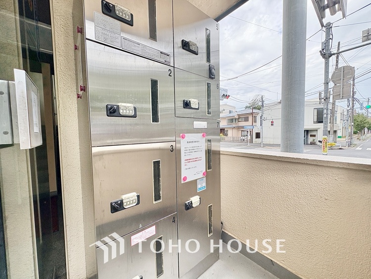 その他 【Breeze, green scent】澄み切った空気。移ろう季節の中、ゆっくりと流れる時間。幸せを噛みしめる穏やかな生活。