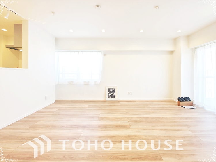 内装 このお家で始まる毎日は、きっとご家族にとってかけがえのない大切な時間になります。明るく温かい空間で、たくさんの思い出を作っていってください。