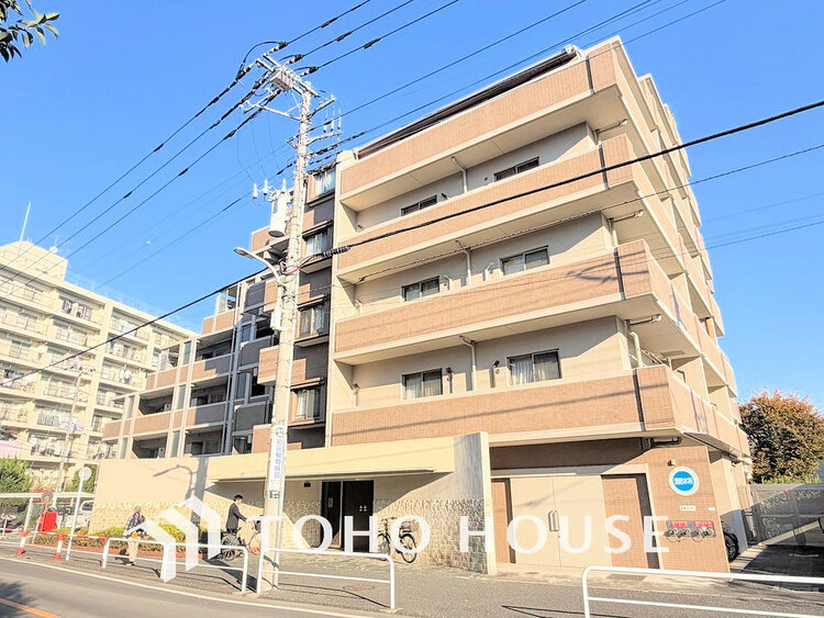 外観 〜3駅徒歩圏内の好立地〜南向きにつき陽当り良好〜安心の新耐震基準マンション〜