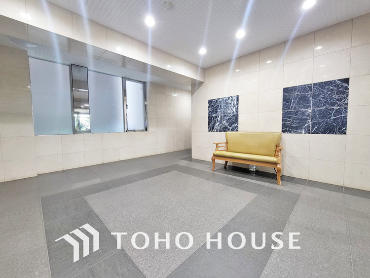 エントランス 落ち着いた色合いのエントランス