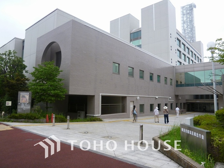 周辺 都筑区役所　距離700ｍ