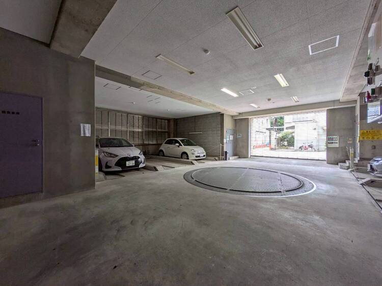 その他 駐車スペースが嬉しいですね。※空き状況は都度ご確認下さい。