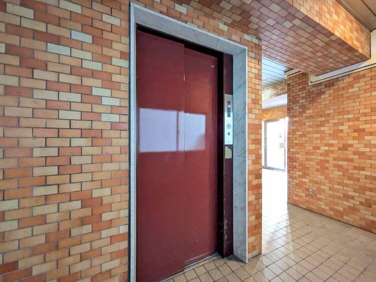 その他 エレベーター完備のため荷物が多くなっても安心。