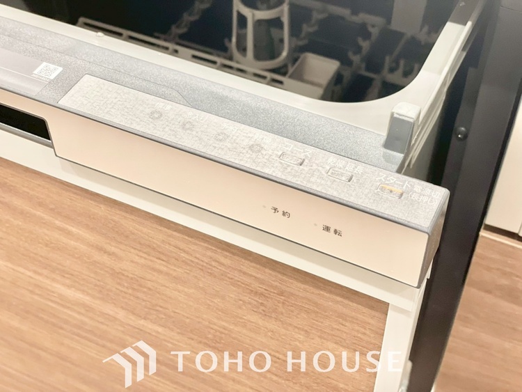 キッチン 【KITCHEN】◆ワクワク◆開放的で機能性も高いシステムキッチン。お子様は毎日のご飯にワクワク！