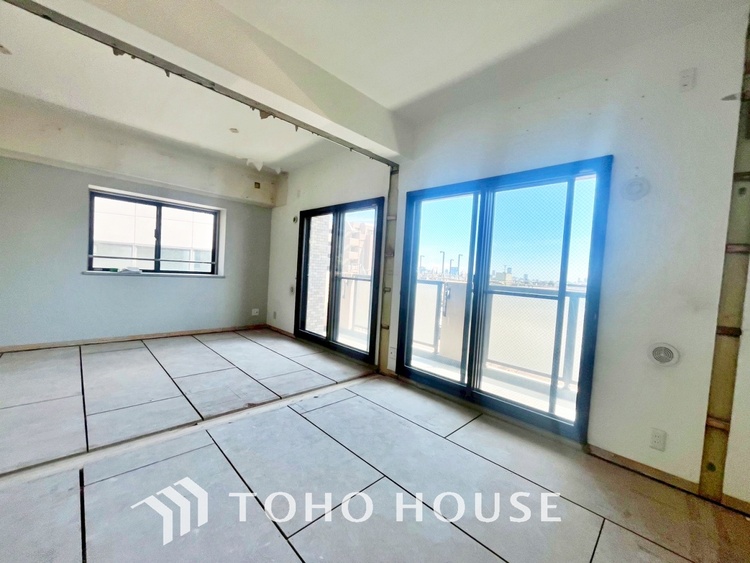 内装 現在改装中◆属毛離裏◆子は父を手本とし、母に愛育されて成長する。家族の深い繋がり。いつまでも大切にしたい。