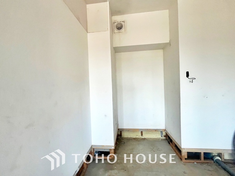 キッチン 現在改装中◆家族のおはよう◆の声を笑顔で迎えてあげられるシステムキッチン。朝ごはんが楽しみでちょっと早起きしたくなるんです。