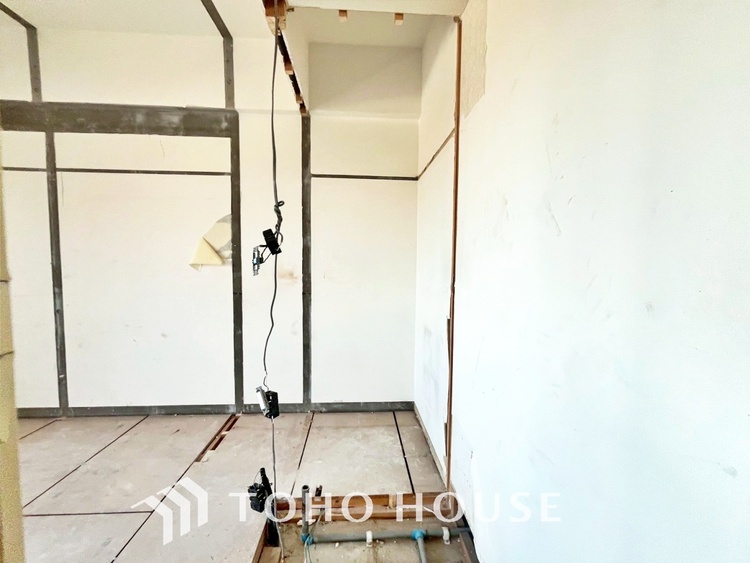 トイレ 現在改装中◆快適◆な生活に不可欠。節水型の高性能トイレを新設。