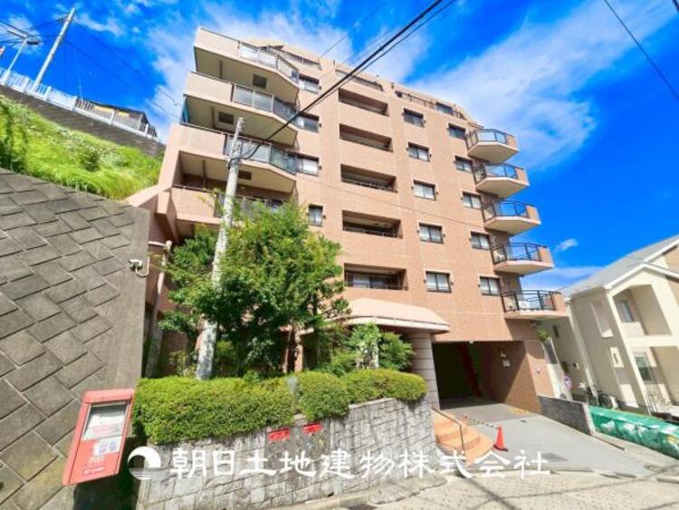 外観 【外観写真】その家から感じられる、気品・上質・重厚感・極細やかさ、そのすべては見た者に安らぎを与える特別な空間です。ここに住むからこそ意味がある。すべての（始まり）をここから迎えましょう。