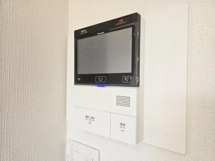 設備 【24時間換気システム】室内の空気を入れ替えるための設備は、シックハウス対策に大切な役割を果たします。