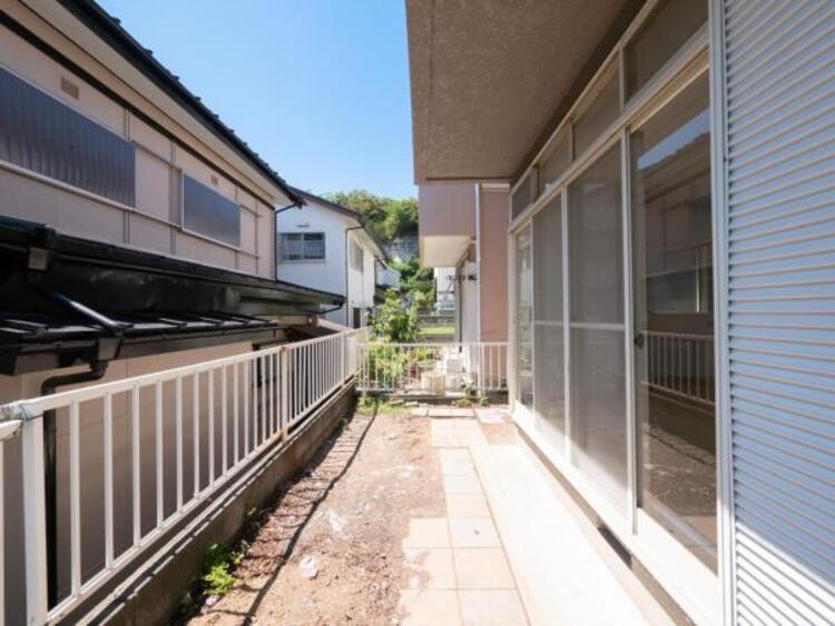 その他 【お庭】BBQやDIYなど大活躍するプライベートスペース！　ペットの運動スペースとしても重宝します。