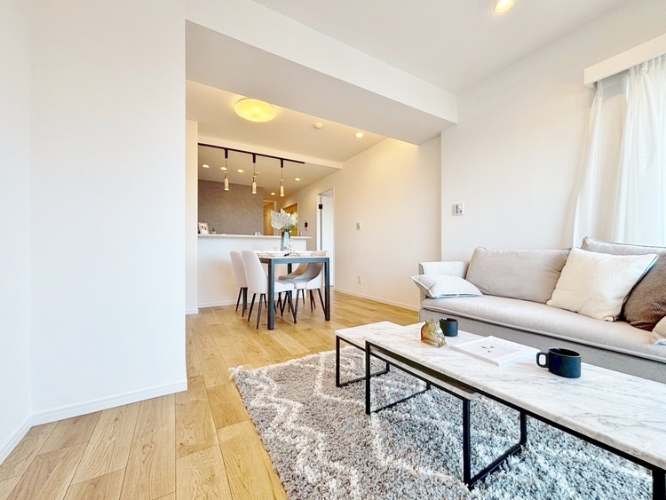 居間 豊かな居住性と、安心感を満たすクオリティが見事に調和した住空間。