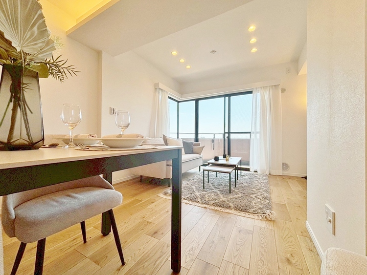 居間 過ごす時間が、たくさんの思い出として紡がれていく場所。