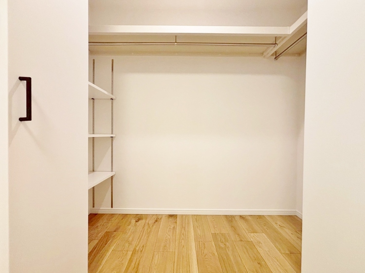 収納 居室にはクローゼットがあり、荷物もスッキリ収納して快適にお過ごしいただけます。
