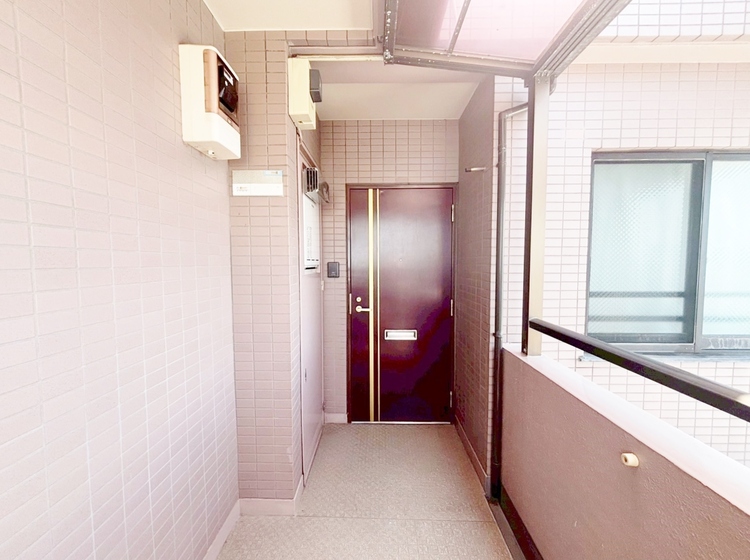 玄関 玄関を開ければ、そこは安らぎのご自宅。