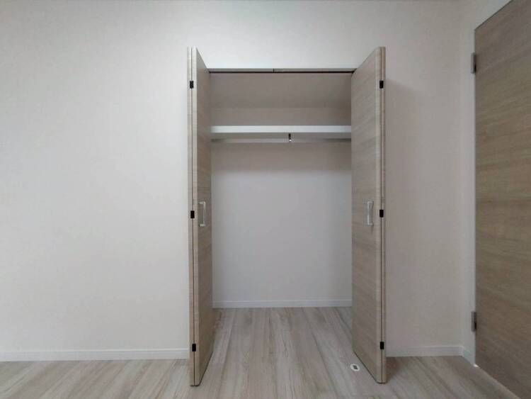 その他 収納スペースが付いていて、お部屋を広く使っていただけます。