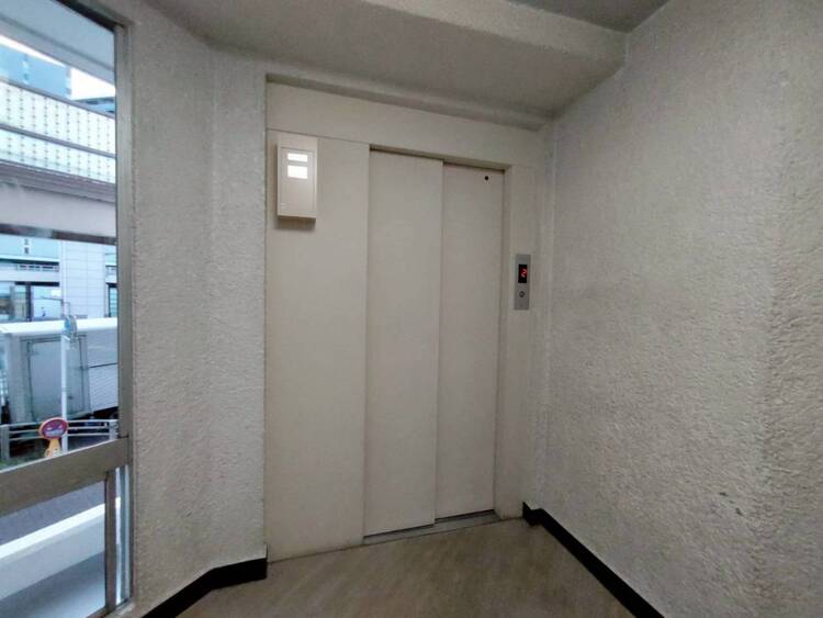 その他 エレベーター完備のため荷物が多くなっても安心。