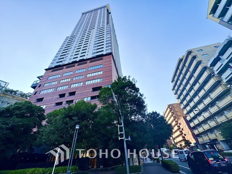 外観 【そよぐ風、緑の香り】澄み切った空気。移ろう季節の中、ゆっくりと流れる時間を、大切な人と愛でる至福。幸せを噛みしめる穏やかな生活。