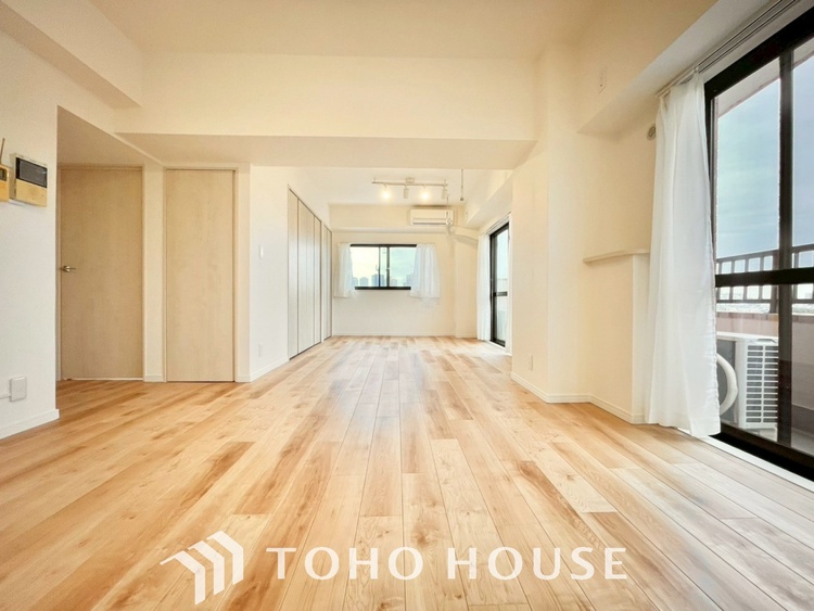 内装 【LIVING】◆simple is best◆無駄のない綺麗なつくりのリビングルームであなただけの暮らしを。