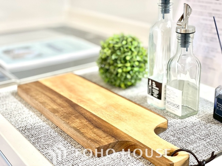 キッチン 【KITCHEN】◆家族のおはよう◆の声を笑顔で迎えてあげられるシステムキッチン。朝ごはんが楽しみでちょっと早起きしたくなるんです。