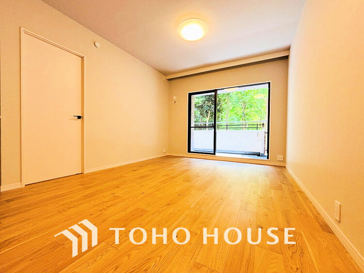 内装 家族みんなが爽やかに過ごせるように、光をたっぷり取り込んだLDK