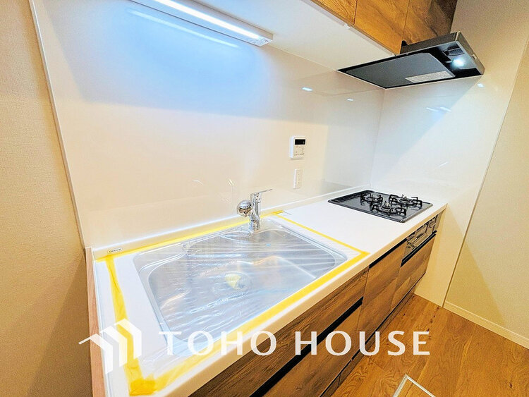 キッチン 落ち着きのあるカラーで統一された清潔感と気品が溢れるキッチン