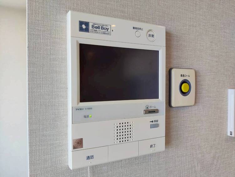 その他 誰が来てもわかる様にモニター付きインターホンを設置。