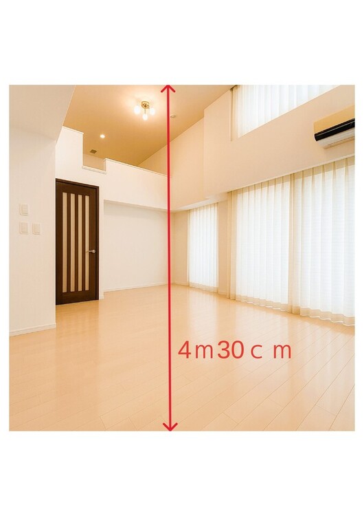 居間 ※居住中の為家具を消す画像加工を施しております