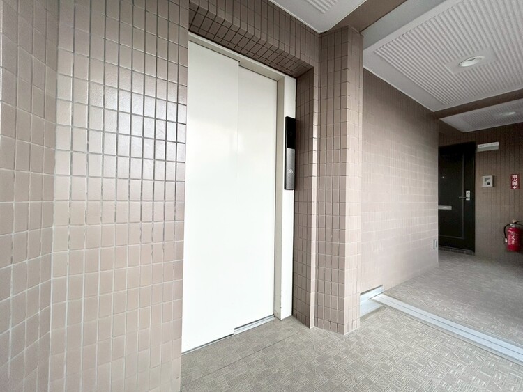 その他 エレベーター完備のため荷物が多くなっても安心。