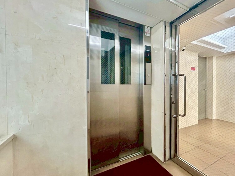 その他 エレベーター完備のため荷物が多くなっても安心。