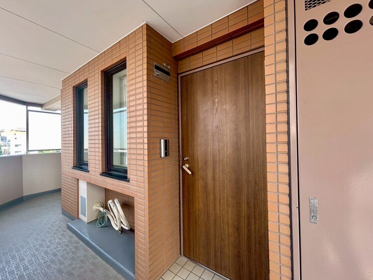 その他 清潔感のある落ち着いた雰囲気の玄関です。