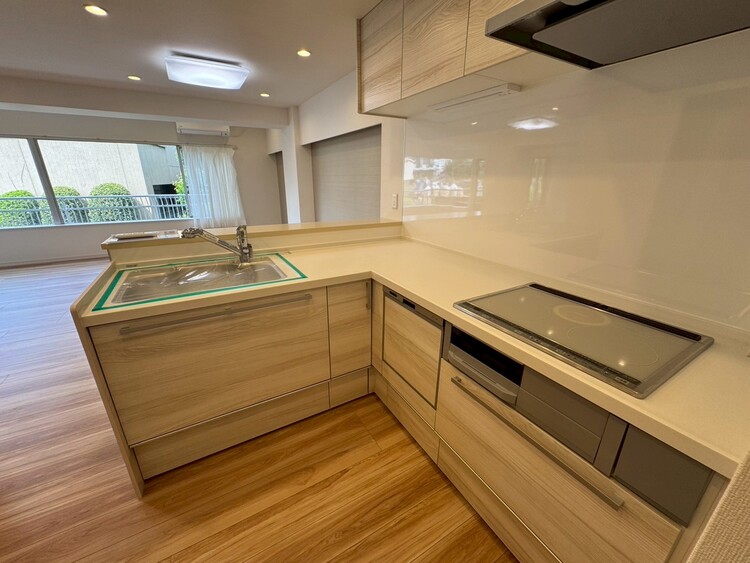 その他 開放感のあるキッチンスペース。調理をしながら、会話も弾みそうですね。